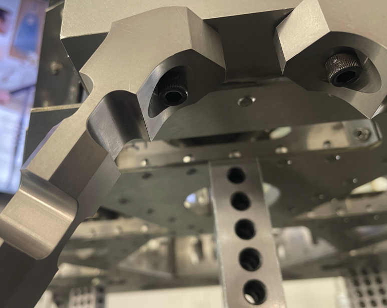 Secondary mirror interface